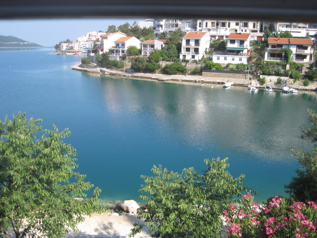 נאום Villa Obad Guest House מראה חיצוני תמונה