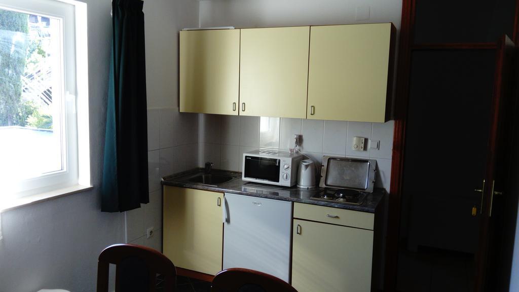 נאום Villa Obad Guest House מראה חיצוני תמונה